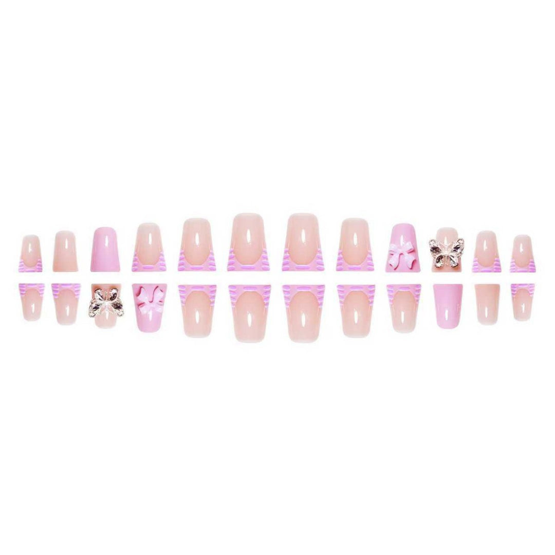 Dekorative von Schmetterlingen inspirierte Nagelverstärkungen Karnz