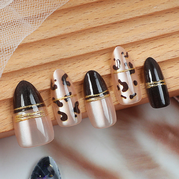 Künstlerisches Premium Press-On Nagelkunstset mit elegantem Leopardenmuster