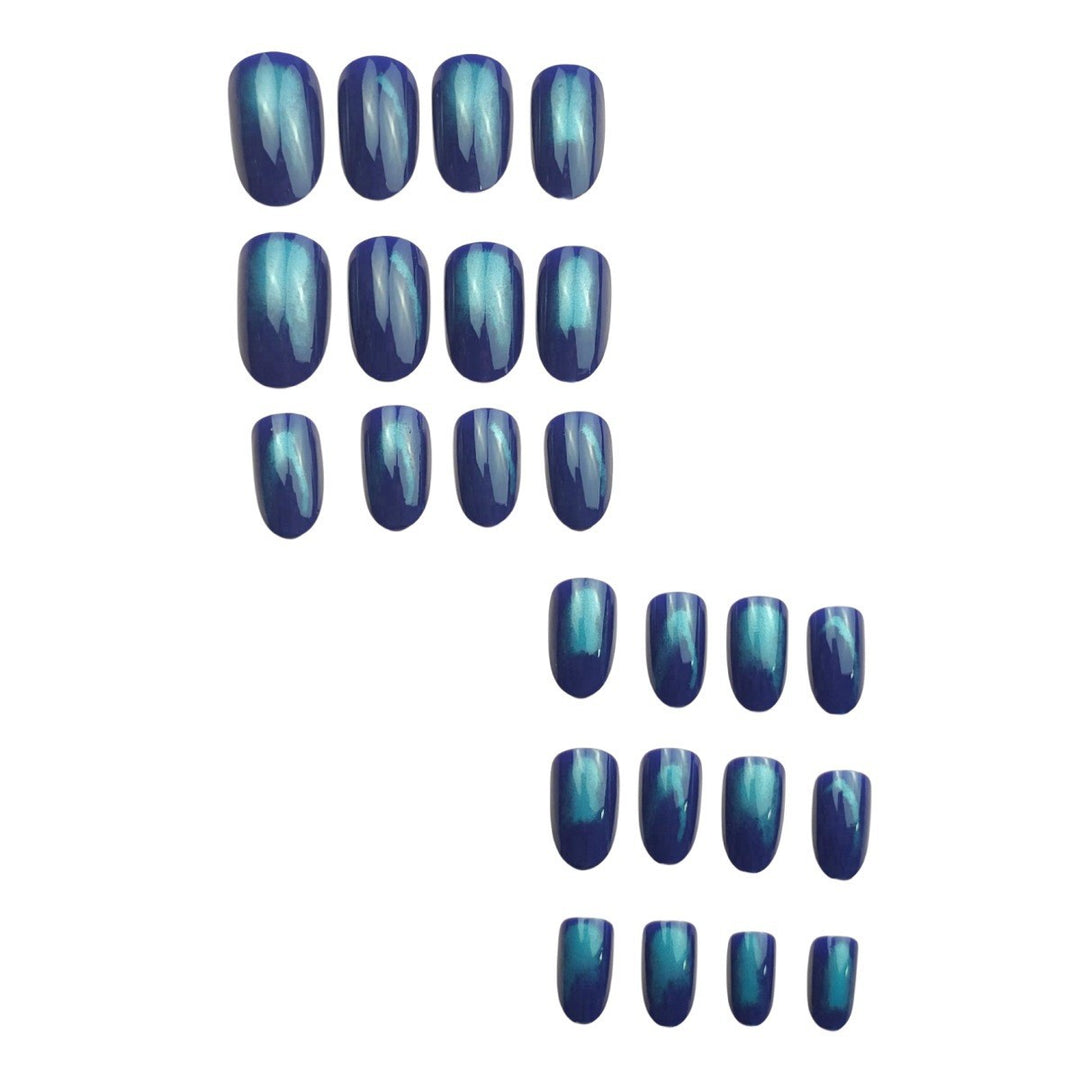 Press-On Nail Set mit stylischem irisierendem Finish Karnz
