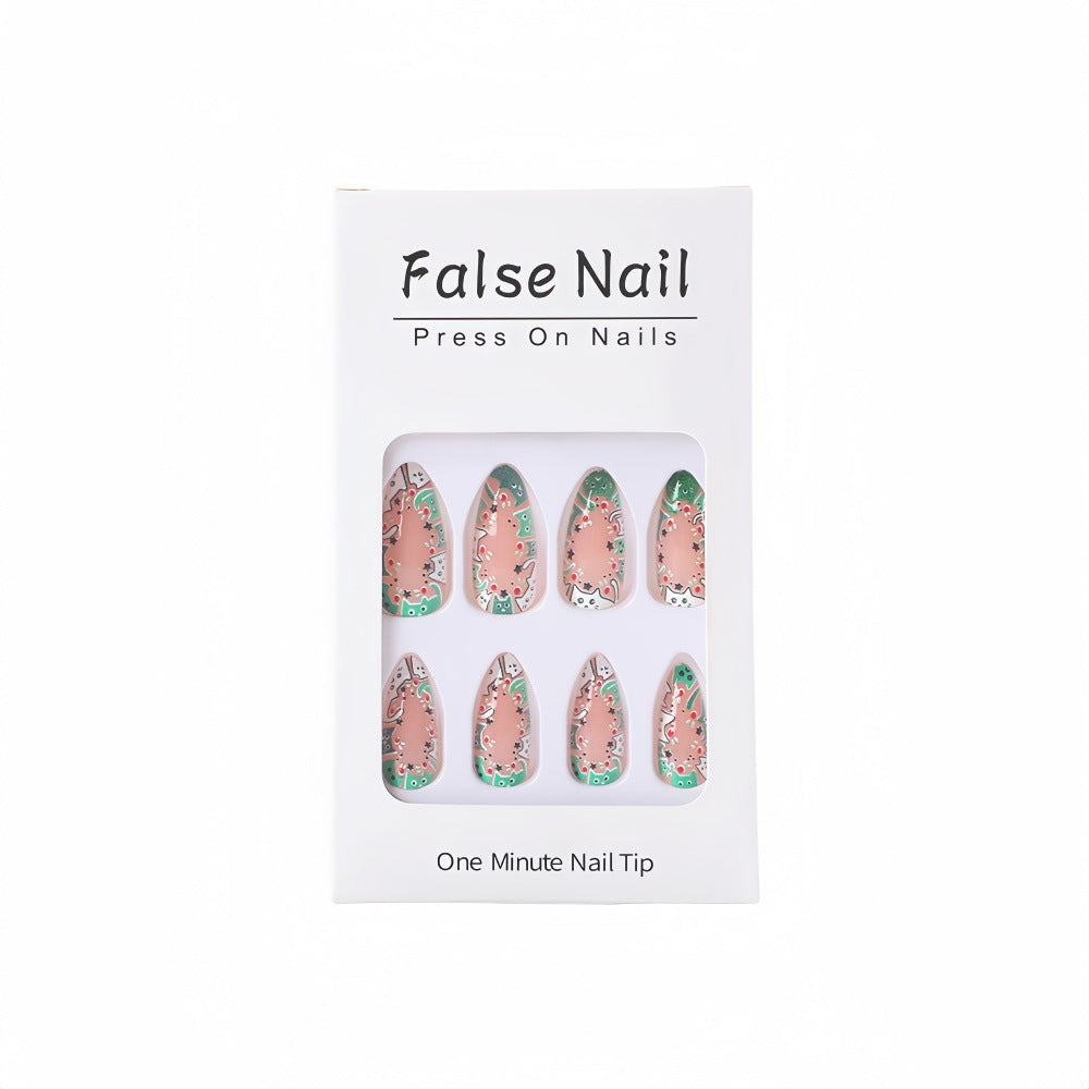 Künstliche Nagelspitzen im kreativen Design Karnz