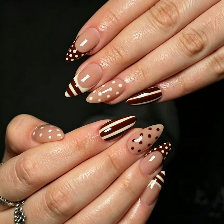 Dekoratives manuelles Nagelkunstset
