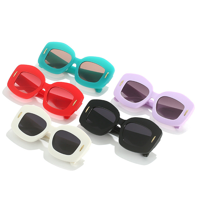 Zeitgenössische Chunky Rahmen Sonnenbrille Karnz
