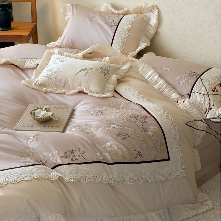 Luxuriös besticktes Satin-Rüsch-Bettwäsche-Set