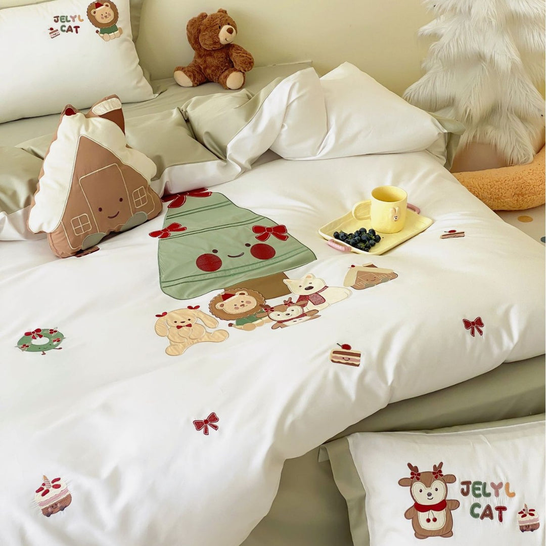 Kinderbettwäsche-Set mit applizierten Tiermotiven, Baumwollsatin und kontrastierter Saumkante