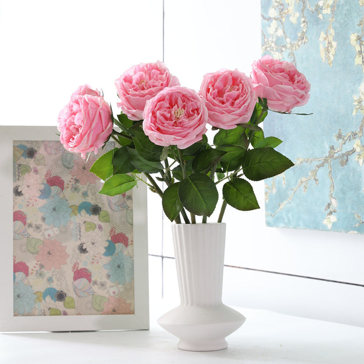 Künstlicher Rosenstrauß