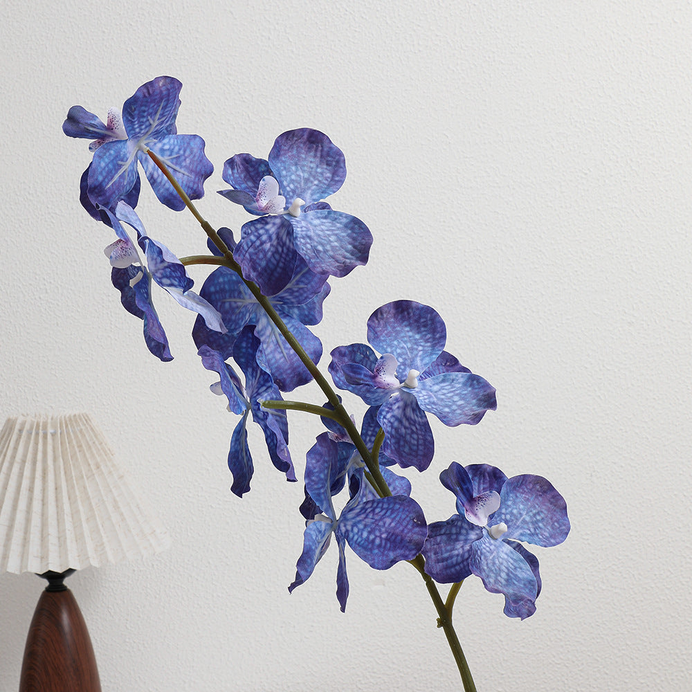 Künstlicher Orchideenstrauß mit realistischen Details Karnz