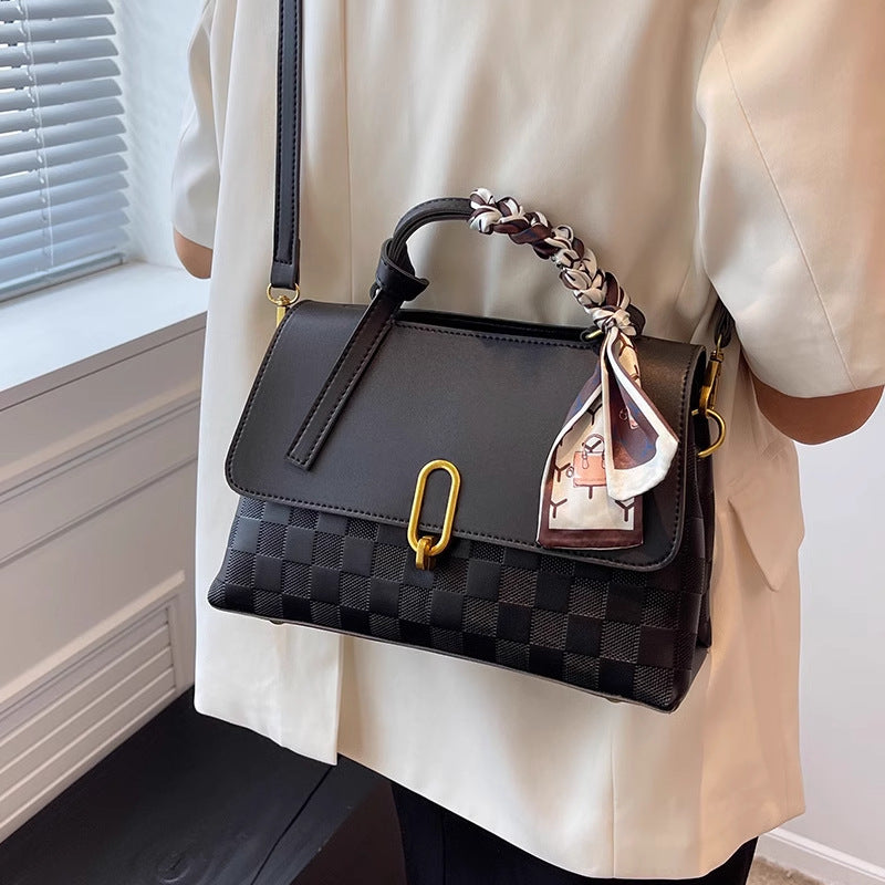 Strukturierte Tote-Handtasche Karnz