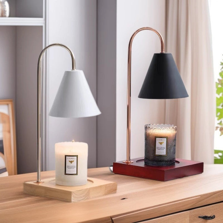 Moderne Tischlampe mit Kerzenhalter