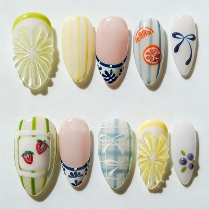 Artistic Press-On Nail Design Karnz