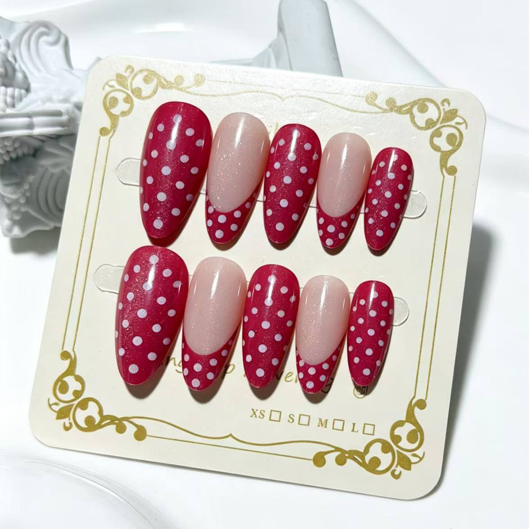 Trendige Spitznagel Press-On Nagelset Karnz