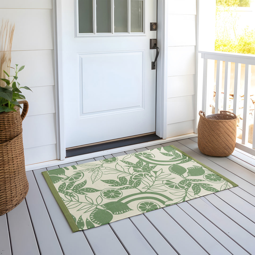 Dekorativer Jacquard‑Tischläufer mit floraler Webstruktur und verstärkter Kante