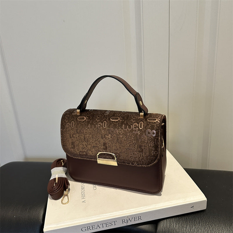 Stilvolle strukturierte Handtasche  1790614128
