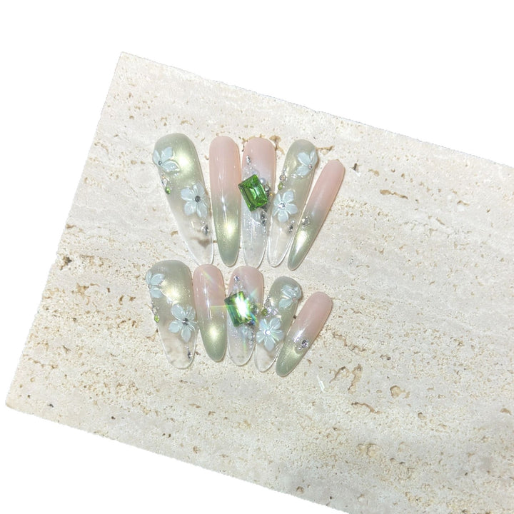 Blumiger Acryl Press-On Nagelset
