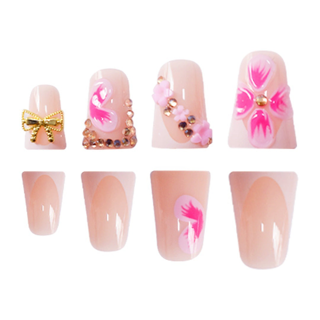 Dekoratives Nagelkunst-Set Karnz