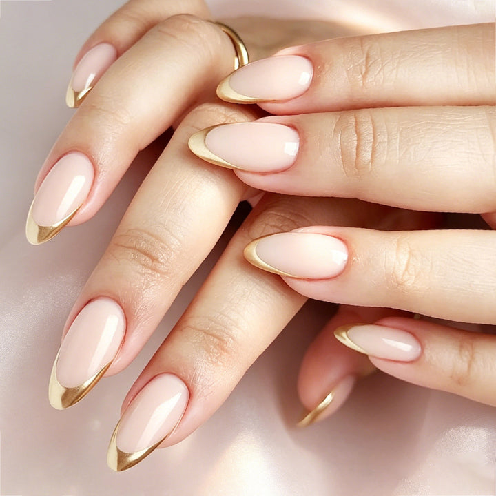 Premium Glänzende Gel-Nagelverlängerungen Karnz