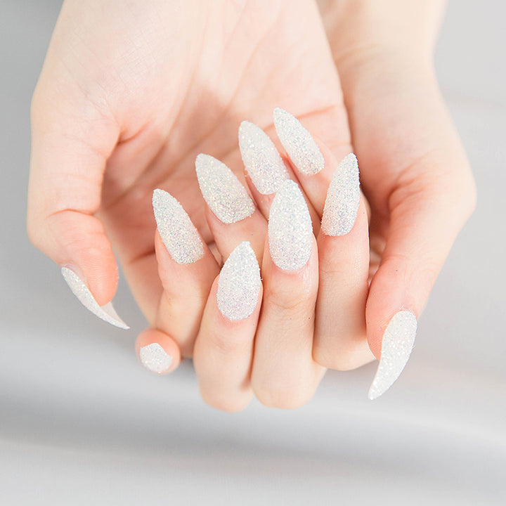 Glitzernde mandelförmige Press-On Nagelspitzen Karnz