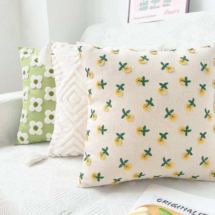 Quadratischer dekorativer Kissenbezug mit handtuftetem Blumen‑Tufting Karnz