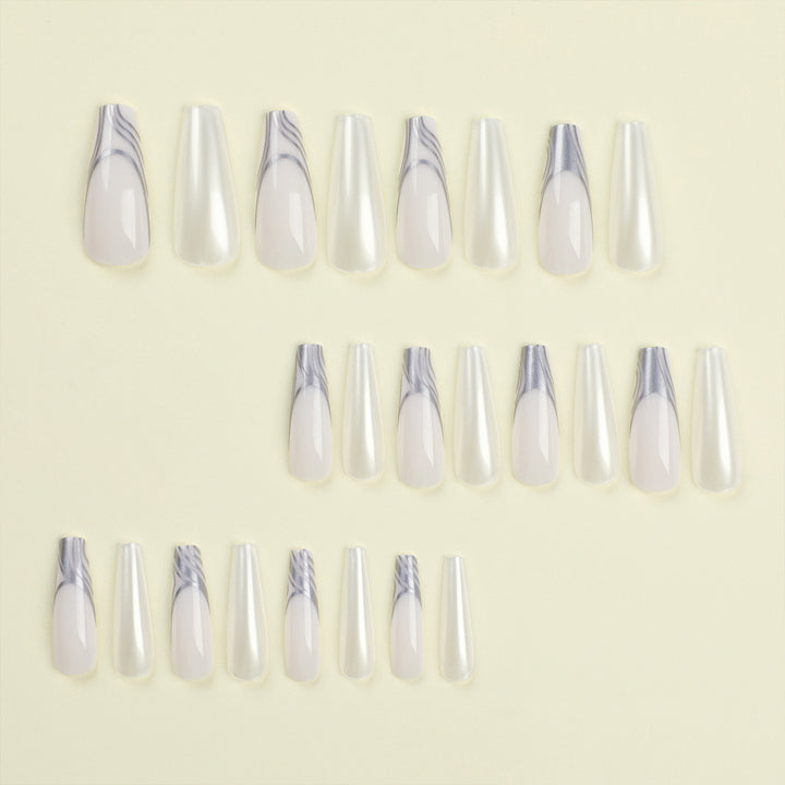 Künstliche Nagelverlängerungen mit marmoriertem Design Karnz