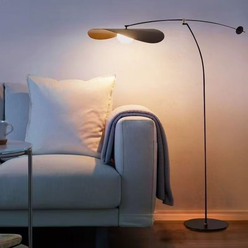 Bogene Bodenlampe