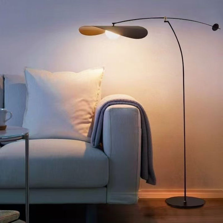 Bogene Bodenlampe