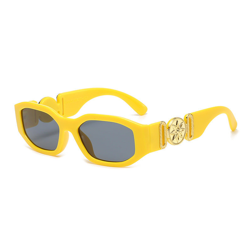 Damen Trendige und stilvolle Sonnenbrille mit luxuriösen Details Karnz