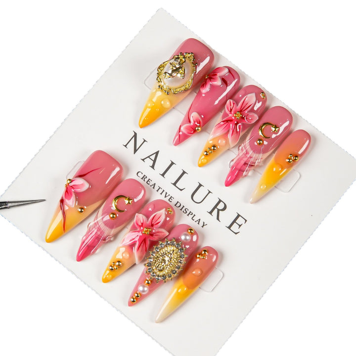 Künstlerisches Stiletto Press-On Nail Set mit floralen und Juwel-Akzenten