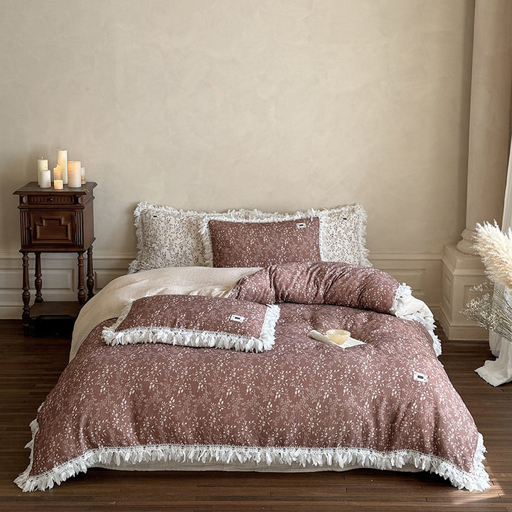 Floral Fringe Bettwäsche Set mit Kissenbezügen und dekorativem Überwurf