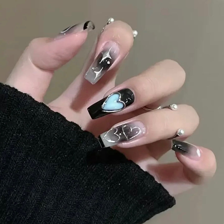 Künstlerisches Nagelkunst Press-On Set