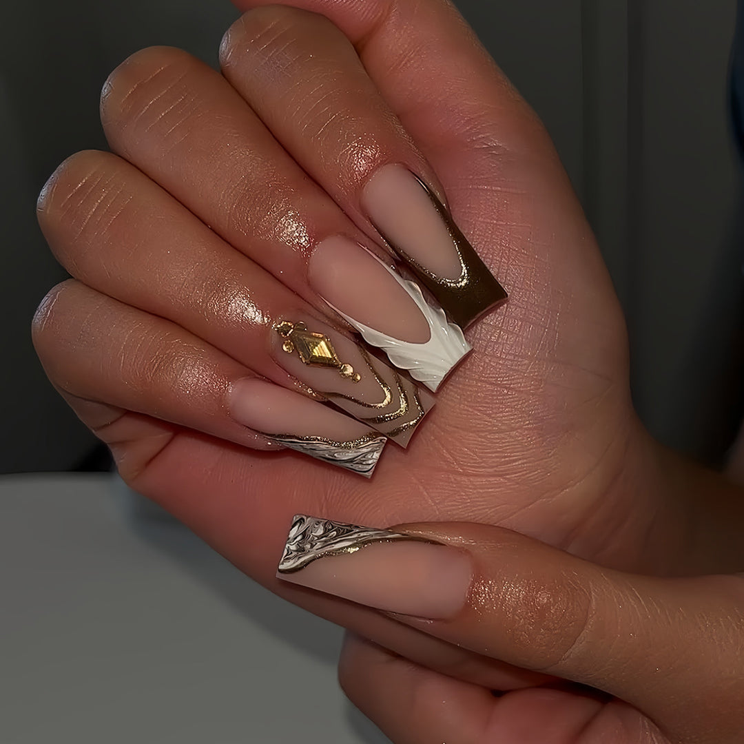 Modisches Nagelkunstset Karnz