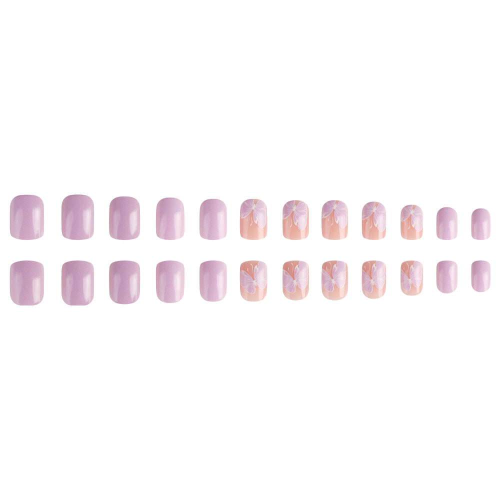 Elegante florale Gel-Nagelkunst Karnz
