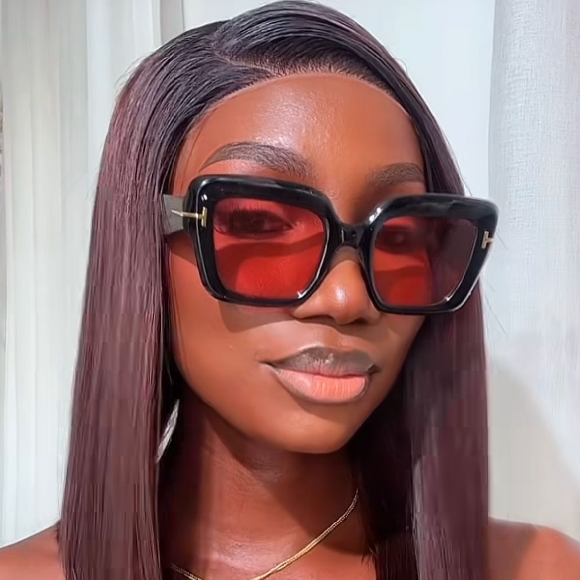 Damen quadratische Sonnenbrille mit komfortablem Kunststoffrahmen und UV-Schutz Karnz