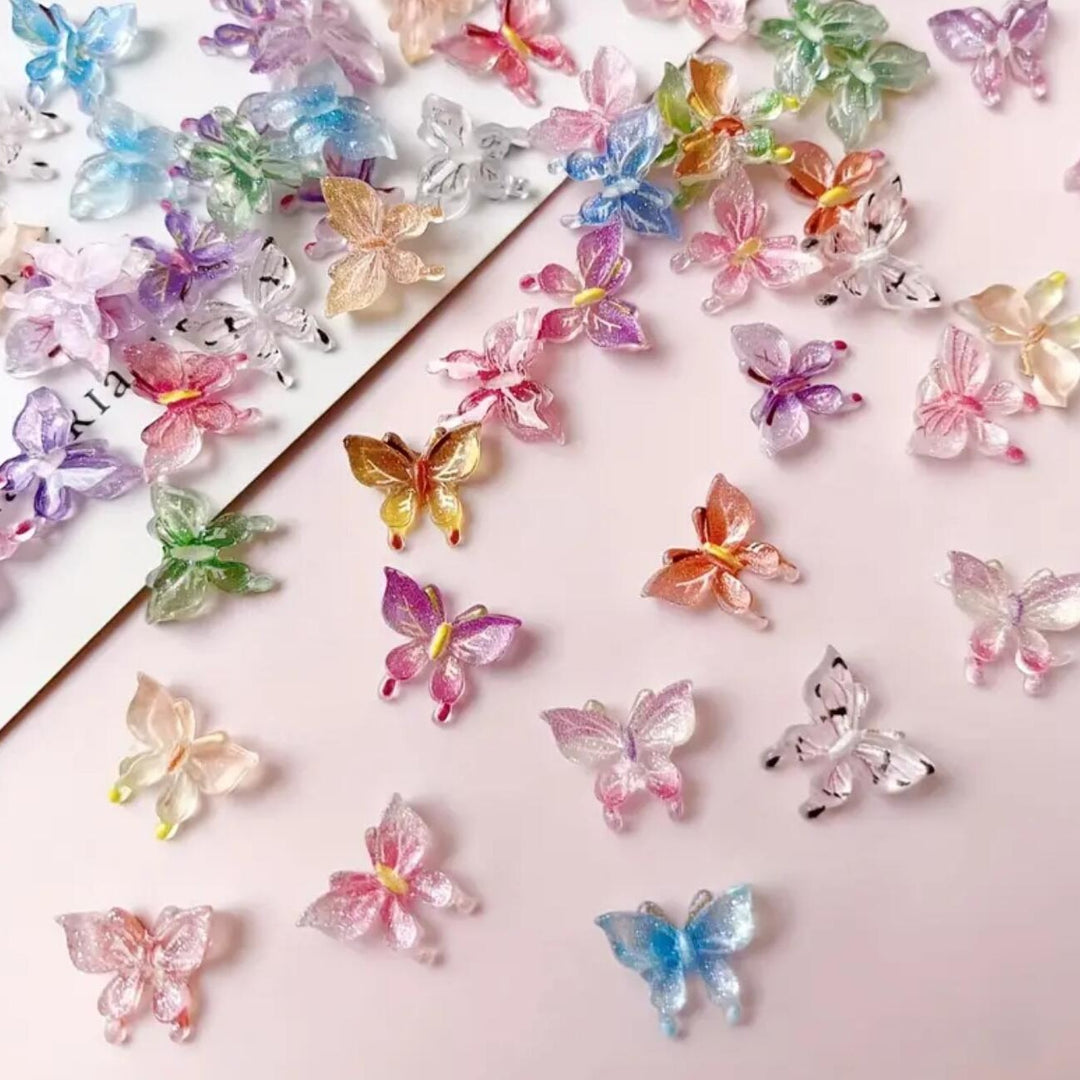 Dekorative Schmetterlings-Nagelkunst Charms