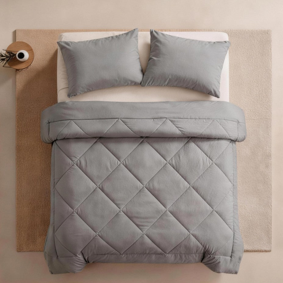Luxuriöses Steppbett-Set Karnz