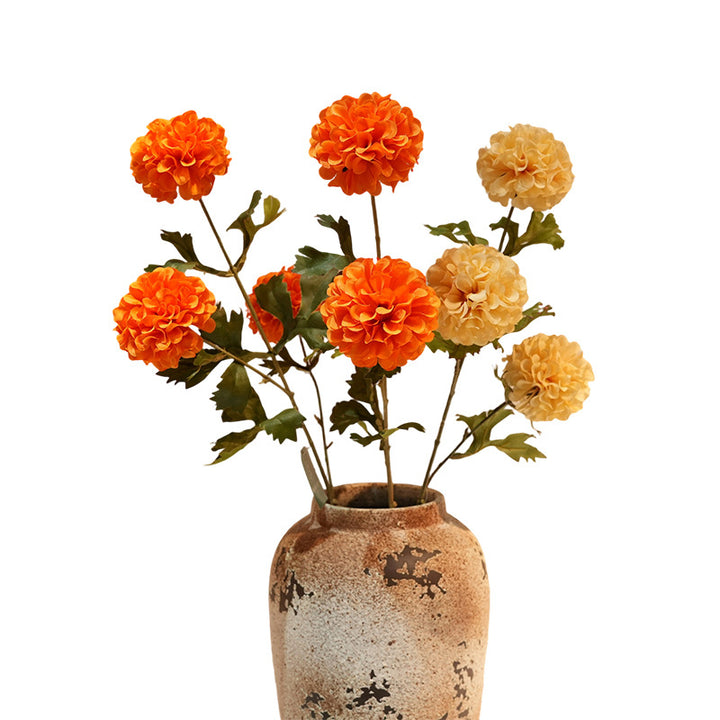 Kunstvolle Blumengestecke Karnz