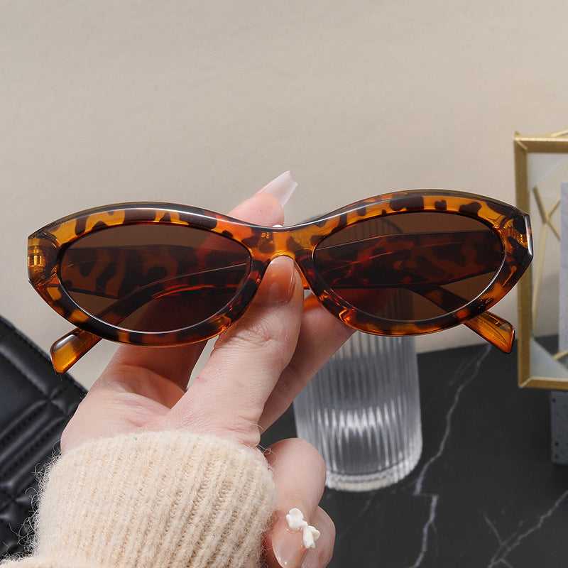 Damen modische Cat-Eye Sonnenbrille mit UV-Schutz Karnz