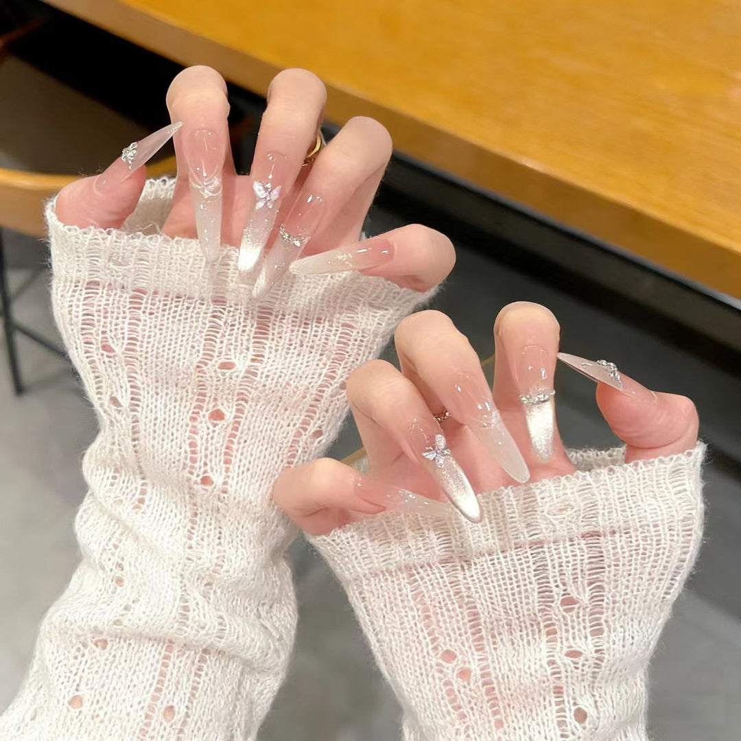 Skulptierte Acrylnagelverlängerungen