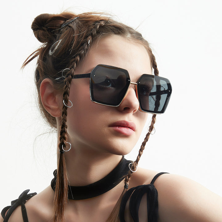 Damen kreative oversized Sonnenbrille mit einzigartiger Geometrie Karnz