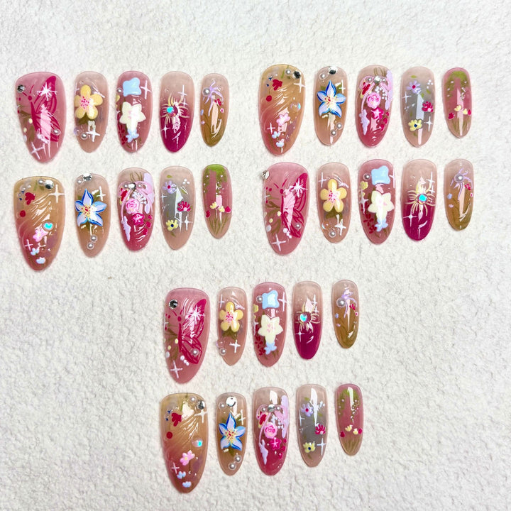 Künstlerisches Floral Press-On Nagelset