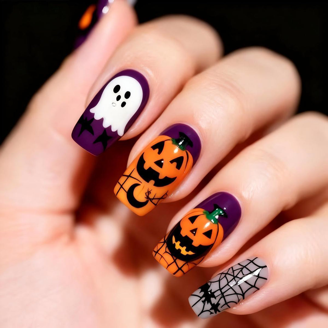 Kreative Halloween Nagelspitzen Karnz