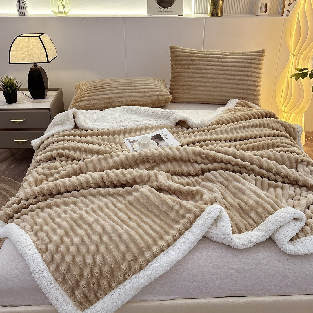 Luxuriöse Plüsch Streifen Fleece Decke