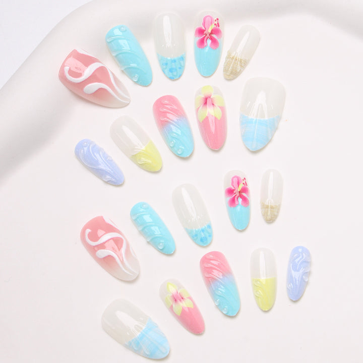 Künstlerischer Nagelspitzen Karnz