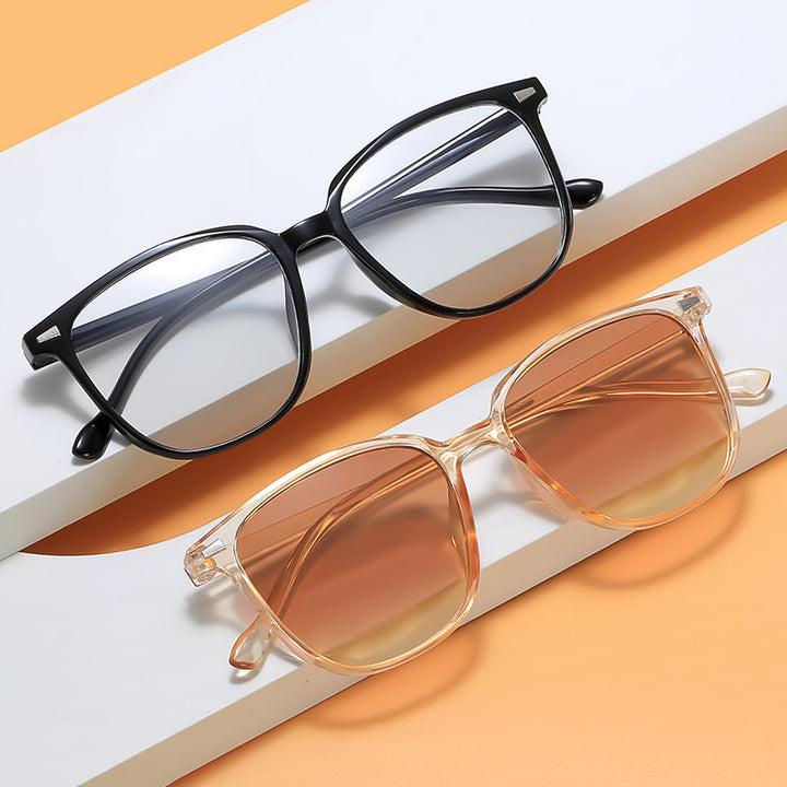 Stilvolle breite Fassung Brille Karnz