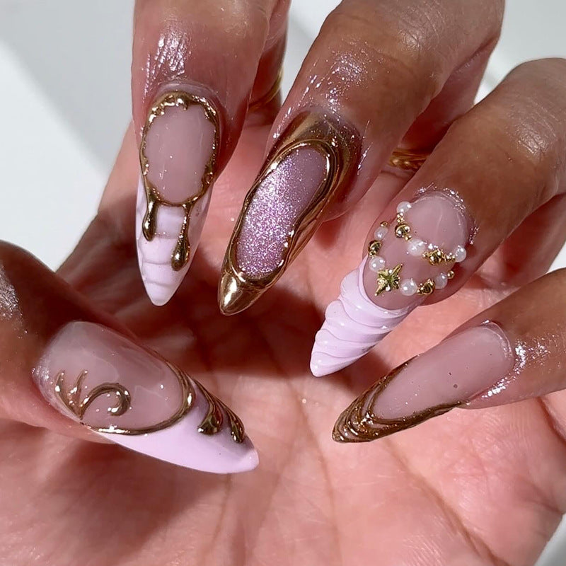 Dekorative Press-On Nagelkunst mit einzigartigen skulptierten Designs Karnz