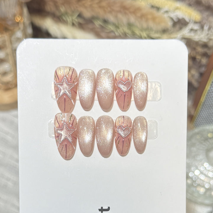 Modischer Press-On Nagelset mit glamourösen Stern- und Herzdesigns Karnz
