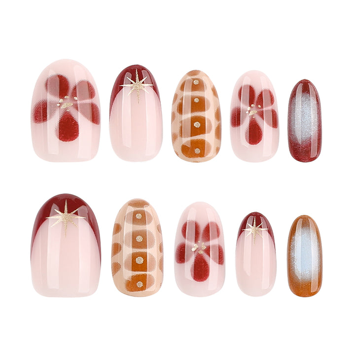 Kunstvolle Nagelkunst im modernen Stil Karnz