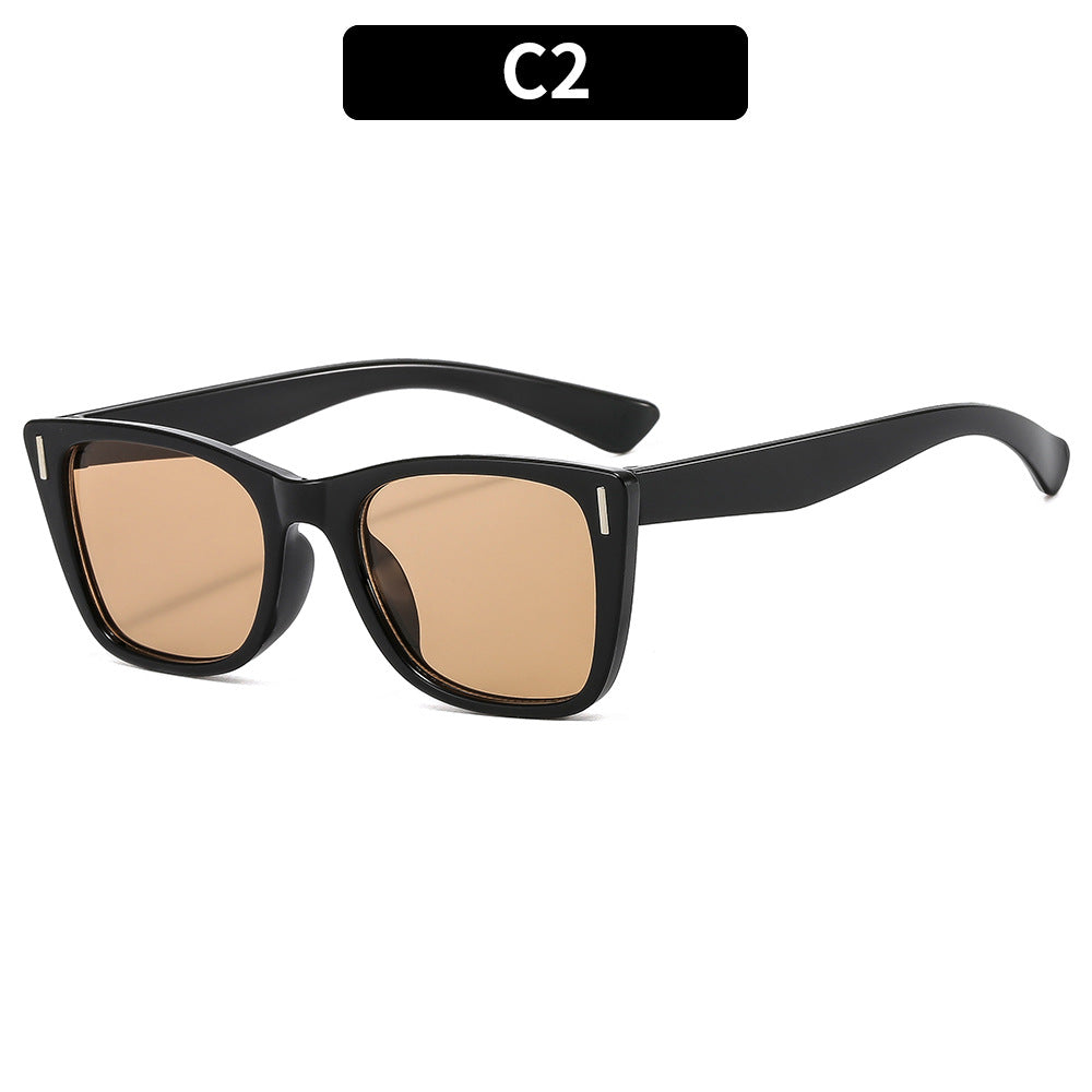 Retro-inspirierte eckige Rahmen-Sonnenbrille