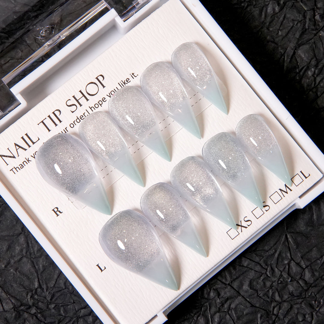 Glänzendes Stiletto Press-On Nagelset