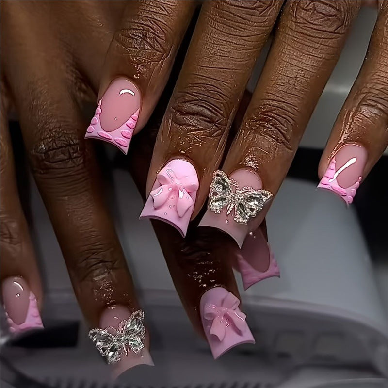 Verspieltes florales Design Press-On-Nagelverlängerungen Karnz