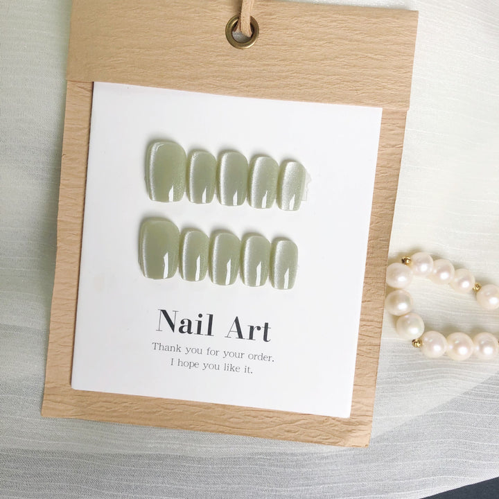 Press-on-Nagelkunst-Set mit elegantem glänzendem Finish
