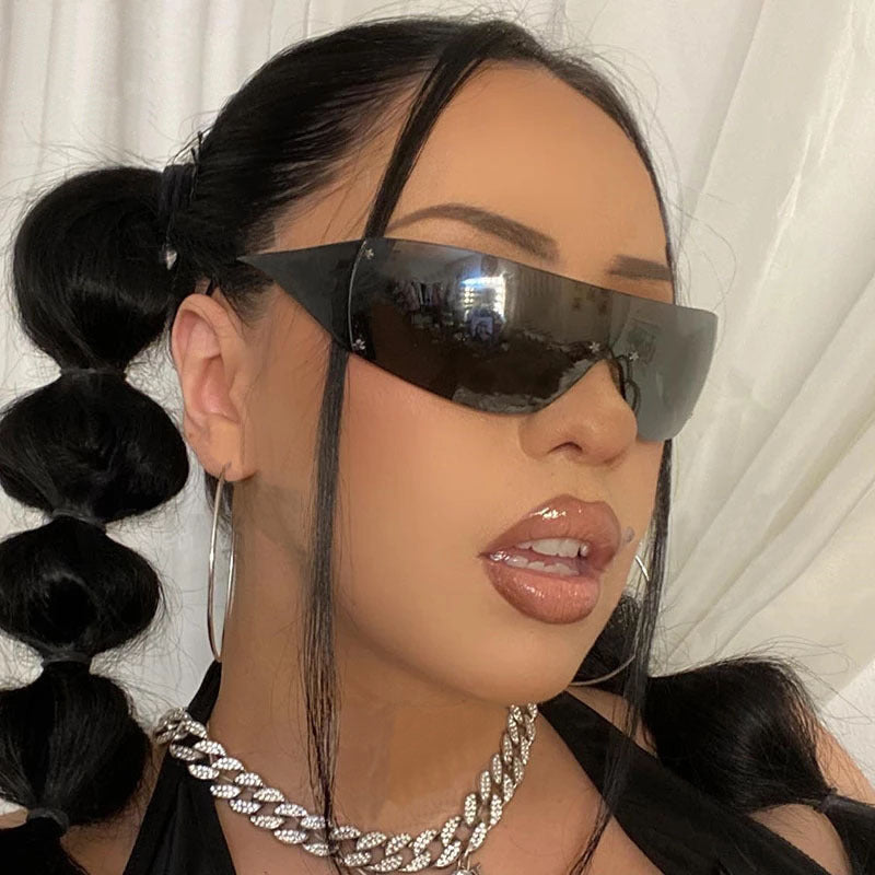 Damen modische visierähnliche Sonnenbrille Karnz